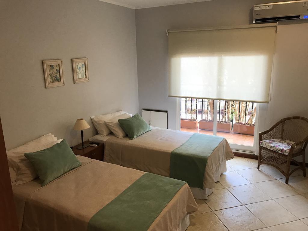 Flora Apartments Πουέρτο Ιγκουασού Εξωτερικό φωτογραφία
